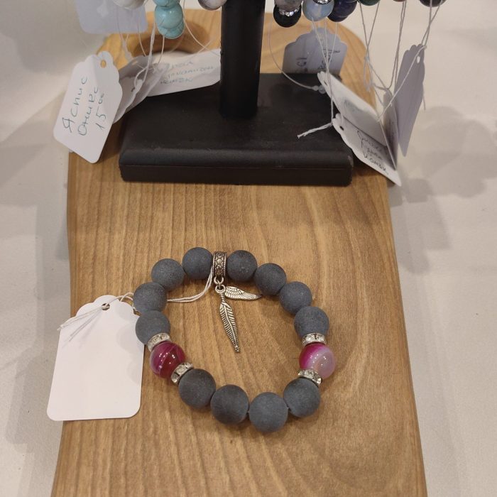 Гривна от оникс и ахат