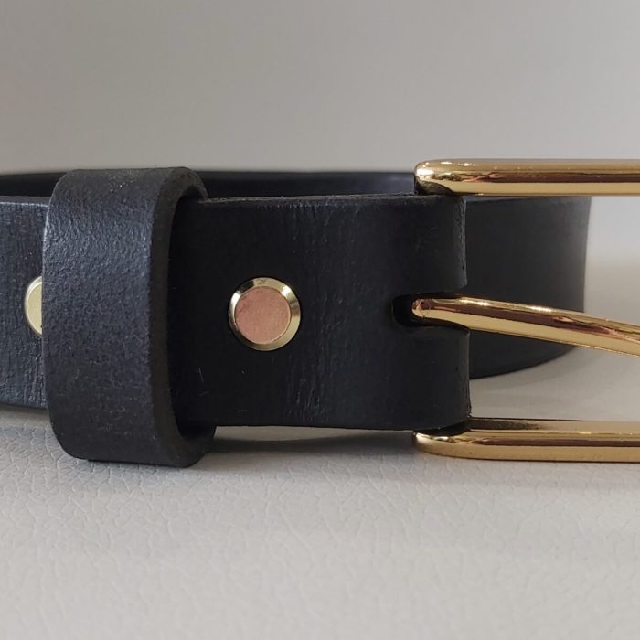 Дамски колан със златна катарама