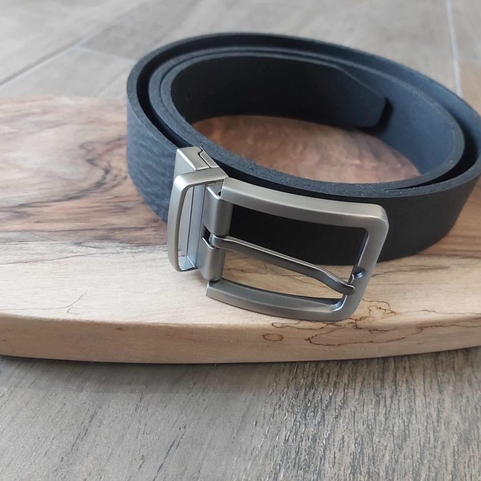 Кожен колан