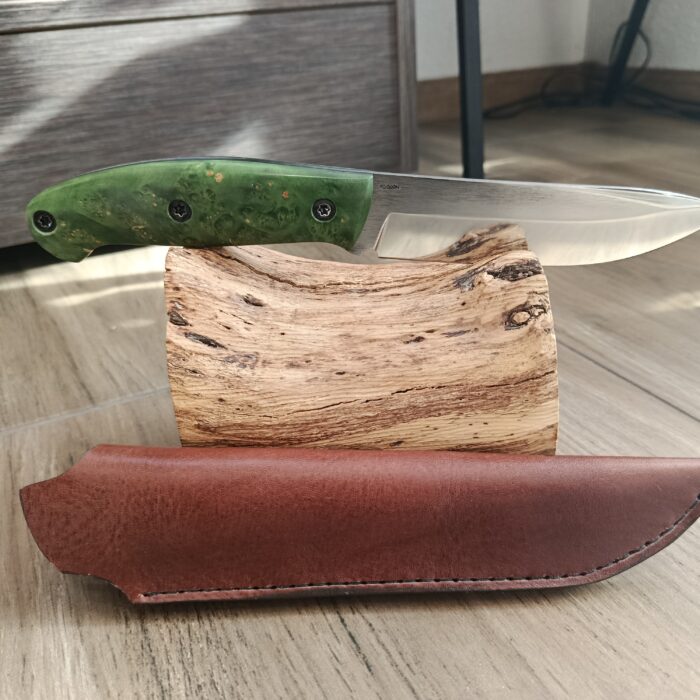 Ловен нож N690ca+ клен