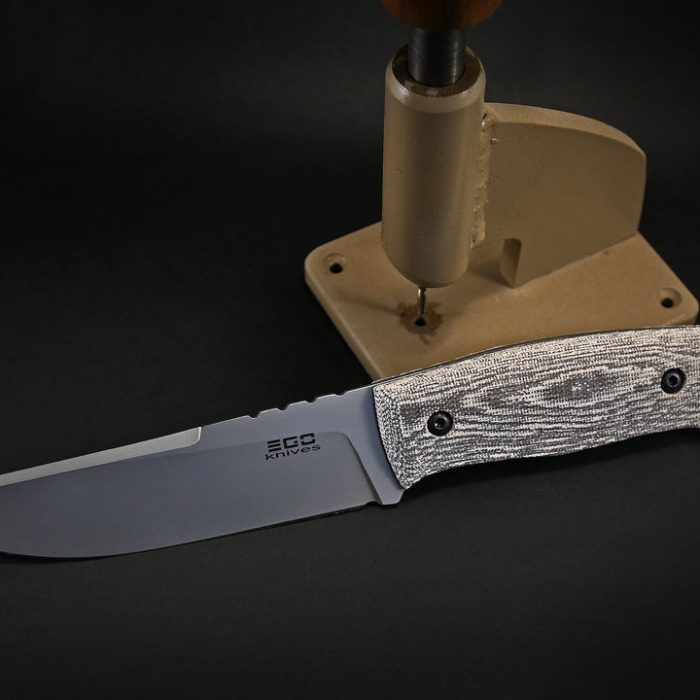 Ego Knives Модел 35 Raven