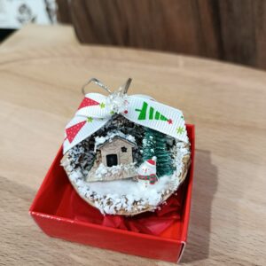 Коледна играчка орехче